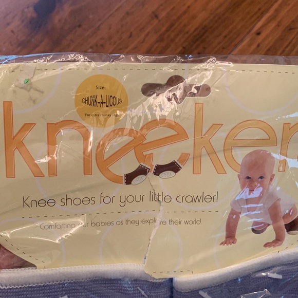 New Ah Goo Baby Kneekers - Baby Knee Pads - blue with frog NWT - Picture 5 of 7